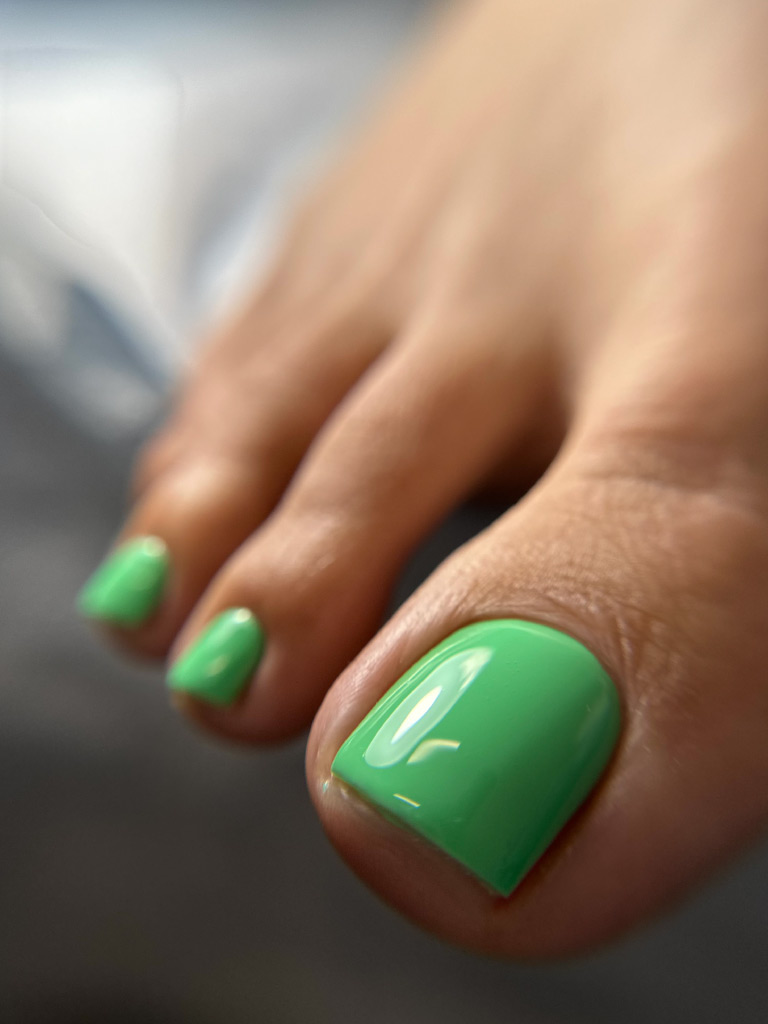 Smart Dry Pedicure + Gel Polish